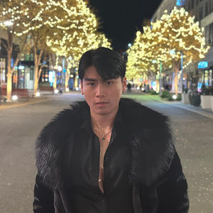 Meet your Posher, Hoang thong